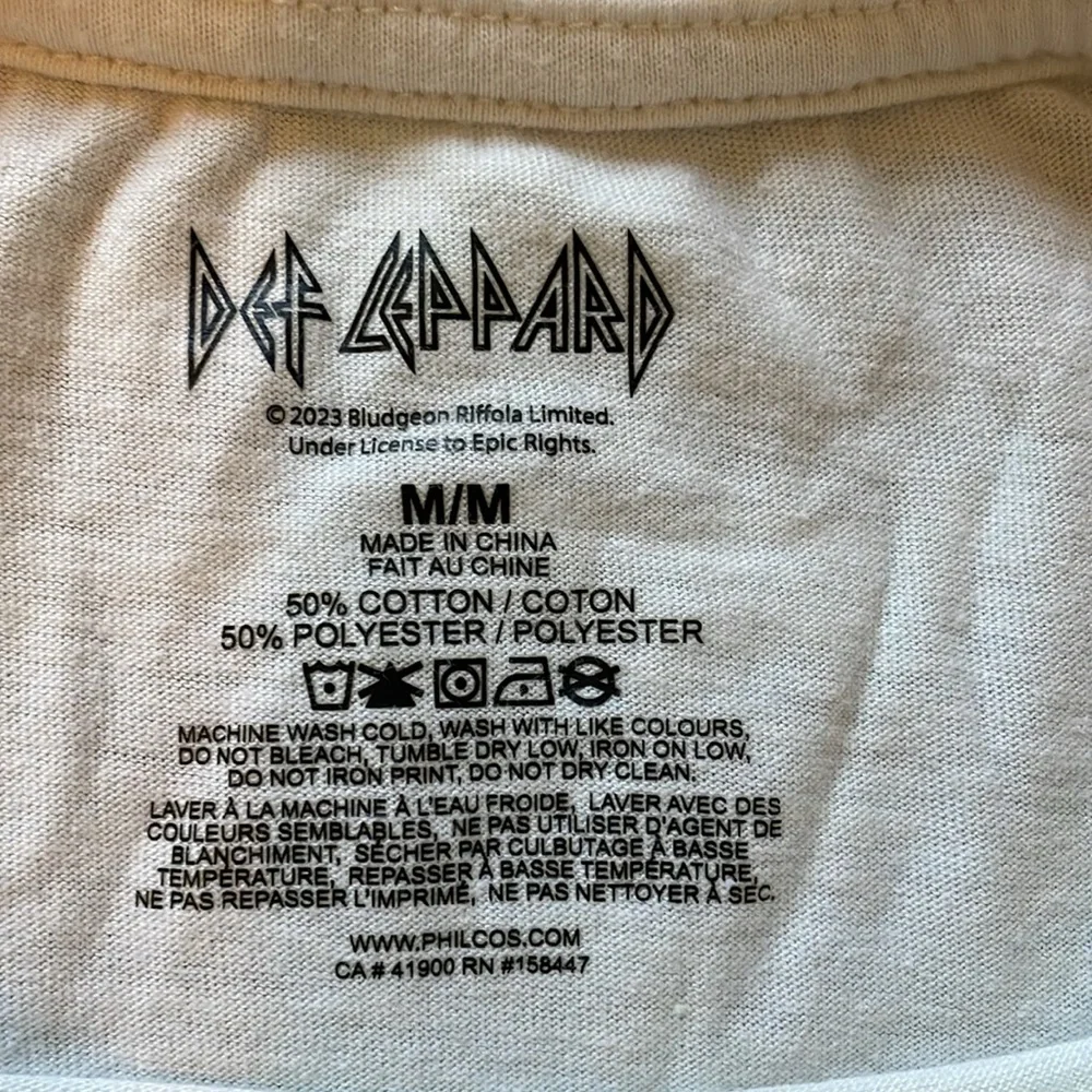 Def Leppard Baby Tee in Medium - Picture 2 of 7